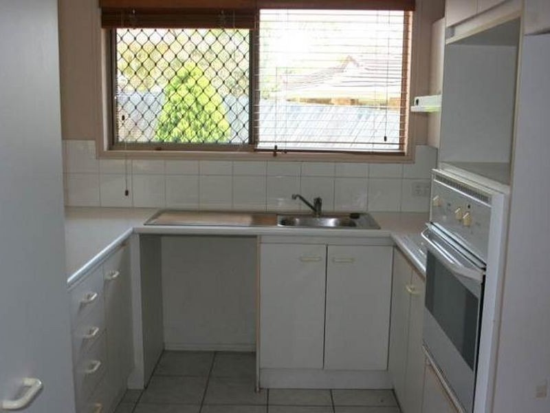 52/33 Edmund Rice Drive, Southport QLD 4215