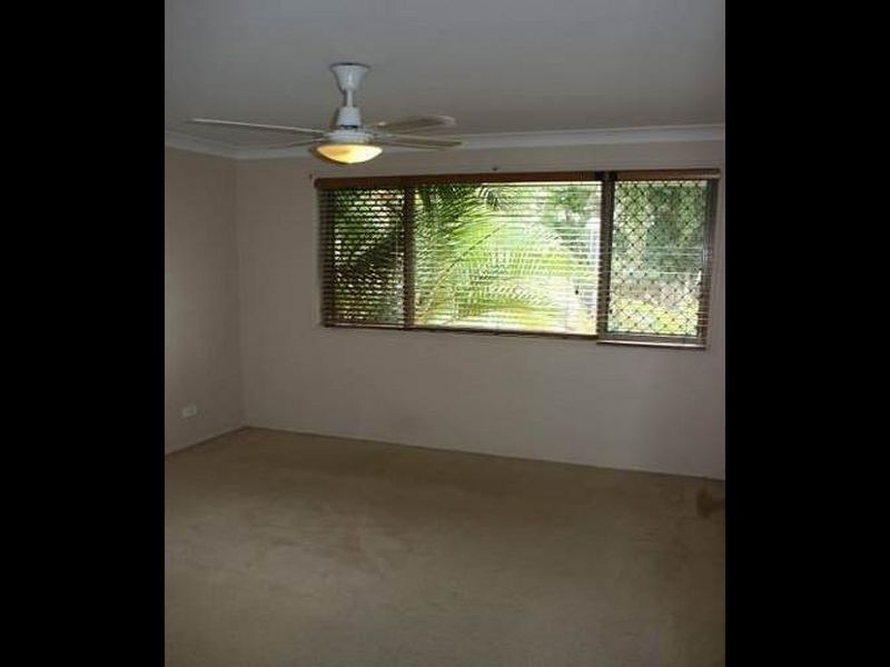 52/33 Edmund Rice Drive, Southport QLD 4215