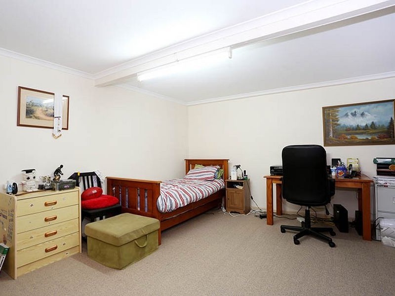 24 Joan Street, Southport QLD 4215