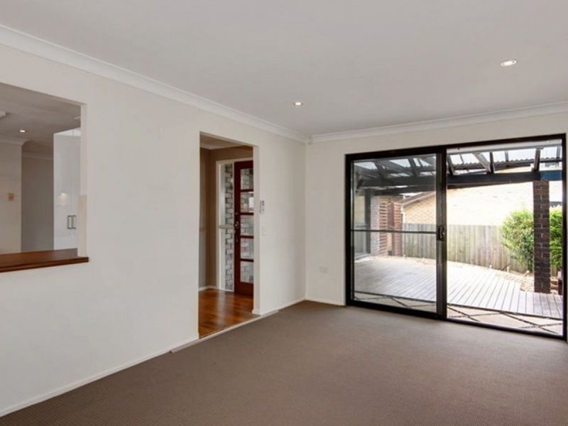 22 Crinum Crescent, Southport QLD 4215