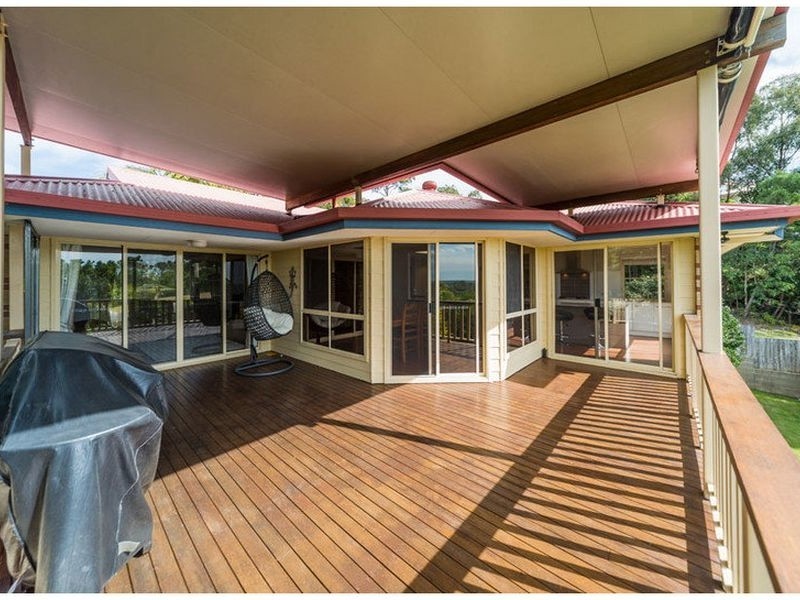 7 Highvale Drive, Helensvale QLD 4212