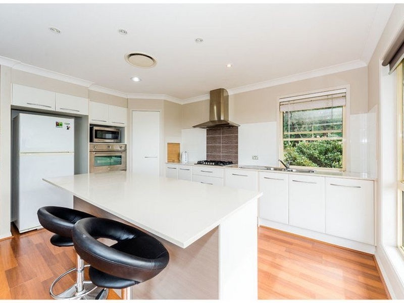 7 Highvale Drive, Helensvale QLD 4212