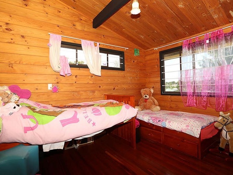 118 Falconer Street, Southport QLD 4215