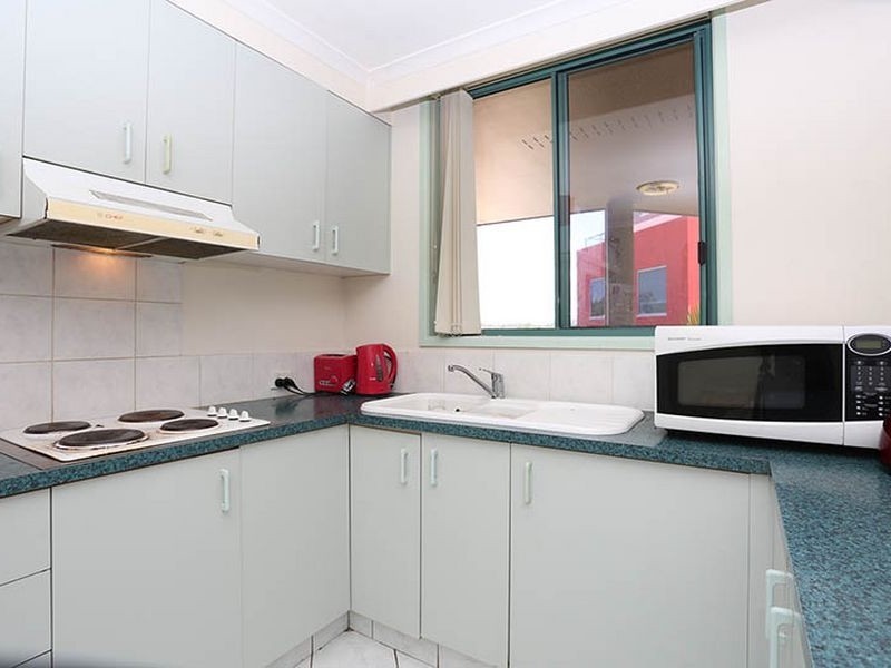 9/124 Queen Street, Southport QLD 4215