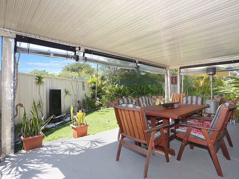 13/6 Buddy Holly Close, Parkwood QLD 4214