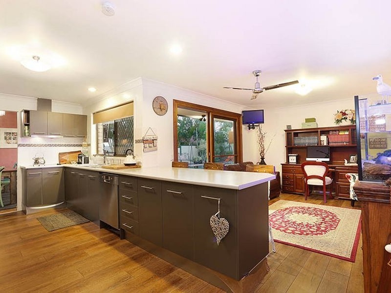 3 Stretton Drive, Helensvale QLD 4212