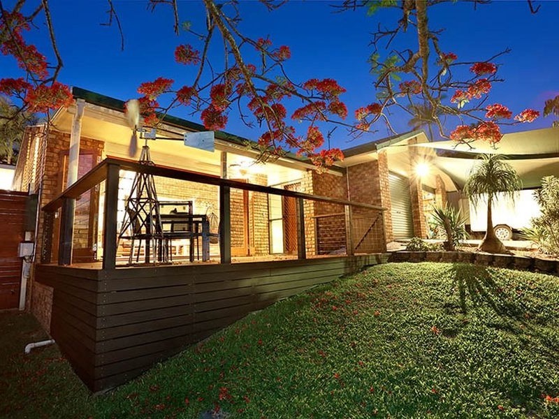 3 Stretton Drive, Helensvale QLD 4212