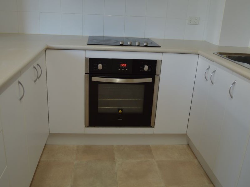 10/43 North Street, Southport QLD 4215