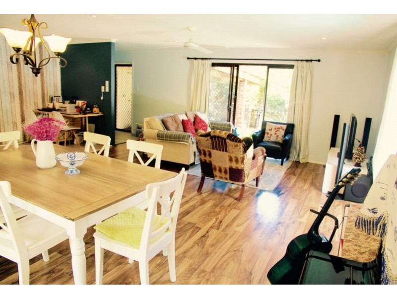 66 Pappas Way, Carrara QLD 4211