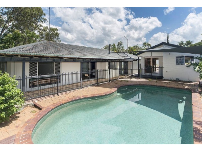 209 Discovery Drive, Helensvale QLD 4212