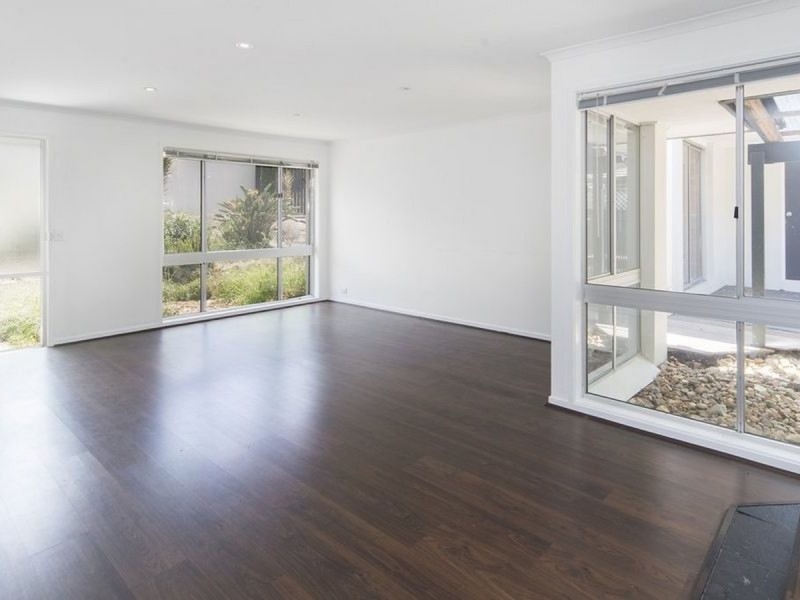 209 Discovery Drive, Helensvale QLD 4212