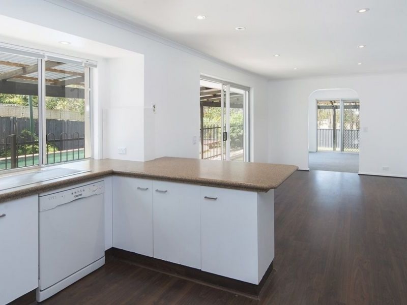 209 Discovery Drive, Helensvale QLD 4212