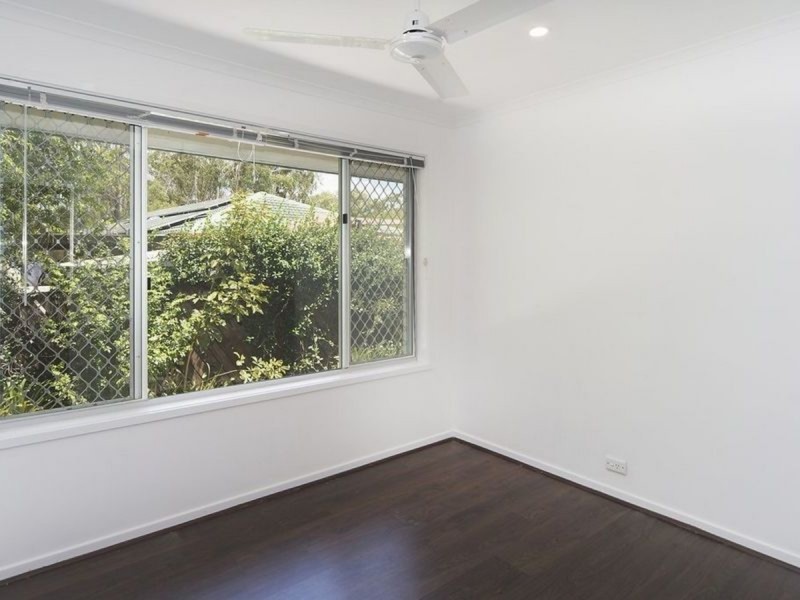 209 Discovery Drive, Helensvale QLD 4212