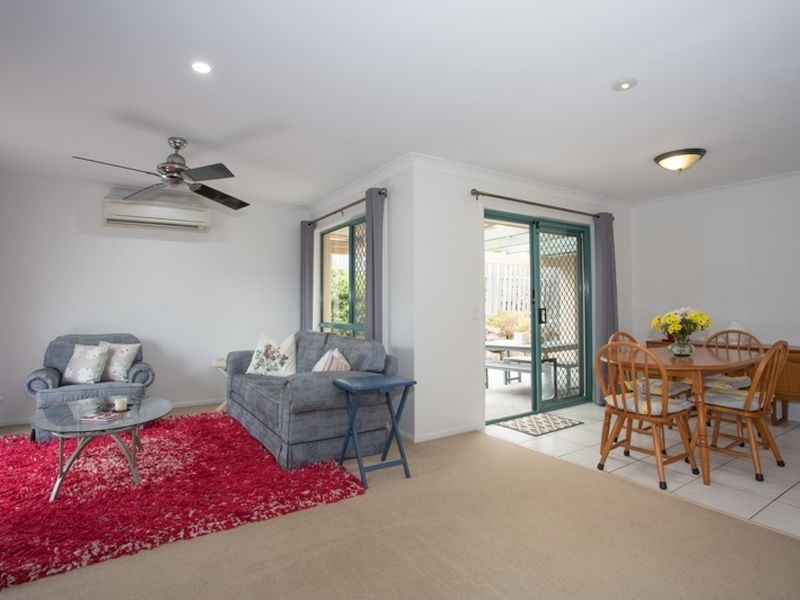 1/110 Greenacre Drive, Parkwood QLD 4214