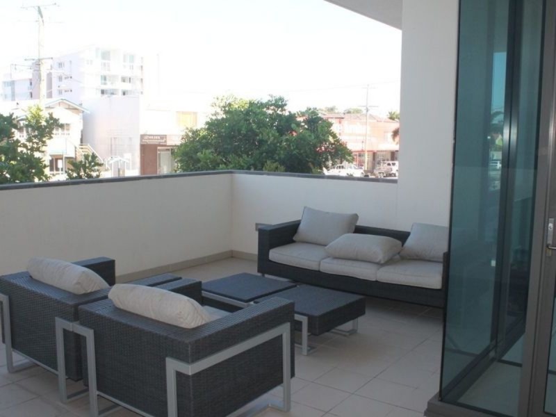 15/171 Scarborough Street, Southport QLD 4215