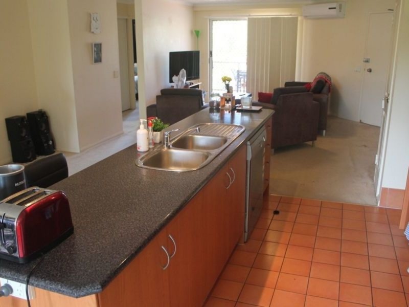 12/7-11 Johnston Street, Southport QLD 4215