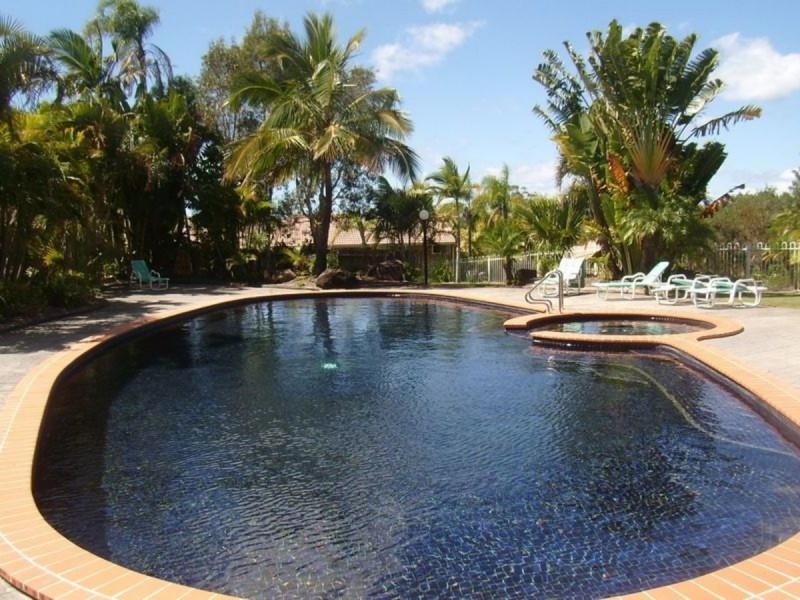 13/97 Edmund Rice Drive, Southport QLD 4215