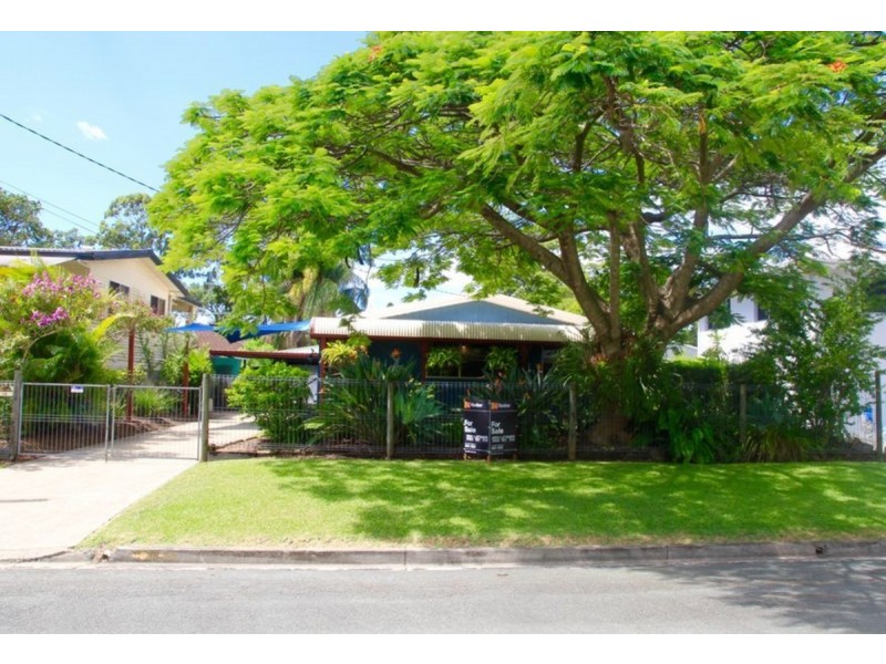 18 Boronia Drive, Southport QLD 4215