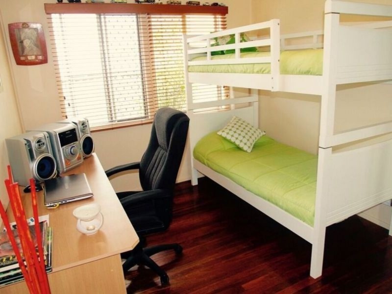 18 Boronia Drive, Southport QLD 4215