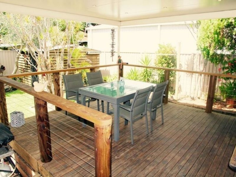 18 Boronia Drive, Southport QLD 4215