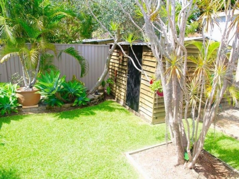 18 Boronia Drive, Southport QLD 4215