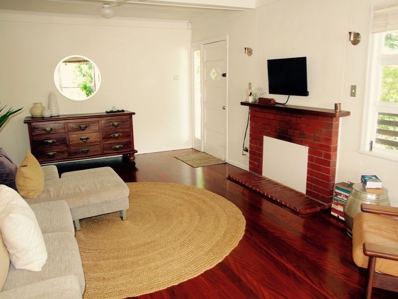 26 Chester Terrace, Southport QLD 4215