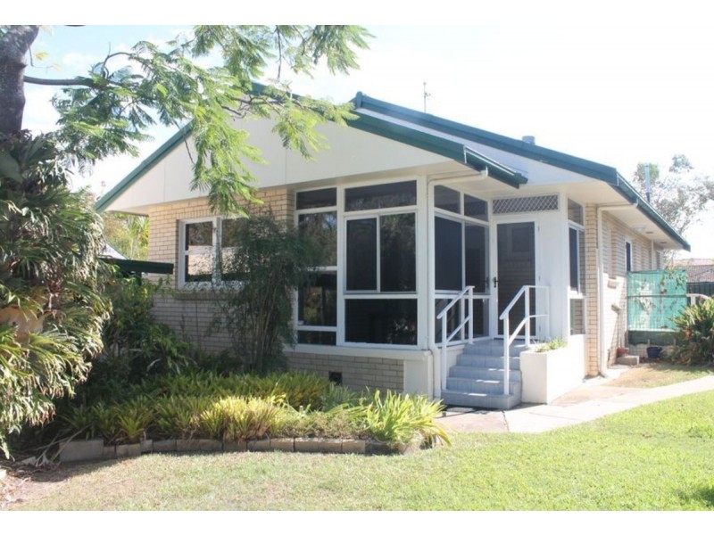 15 Water Street, Southport QLD 4215