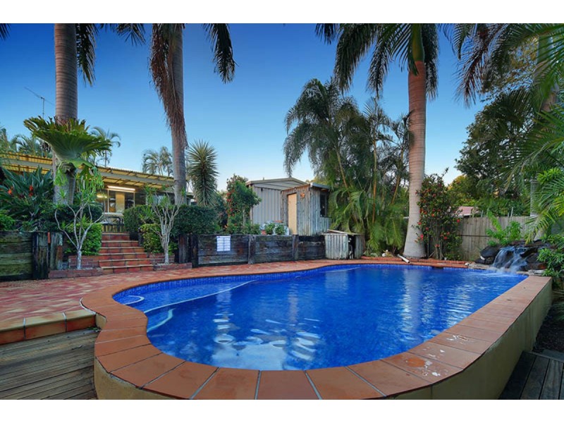 29 Plateau Crescent, Carrara QLD 4211