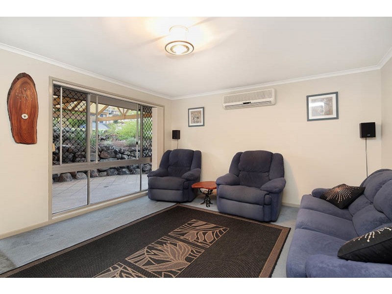 29 Plateau Crescent, Carrara QLD 4211