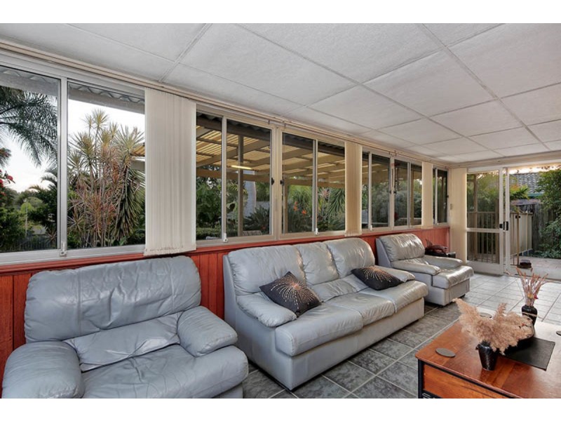 29 Plateau Crescent, Carrara QLD 4211