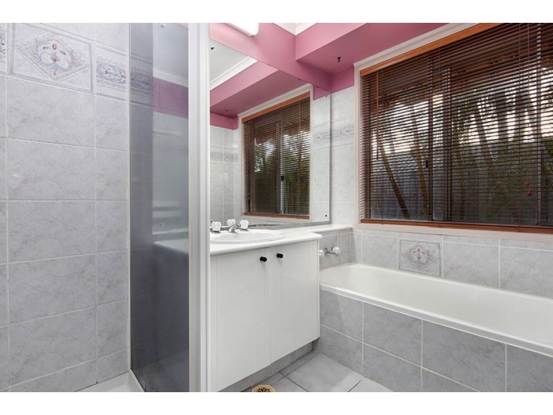 29 Plateau Crescent, Carrara QLD 4211