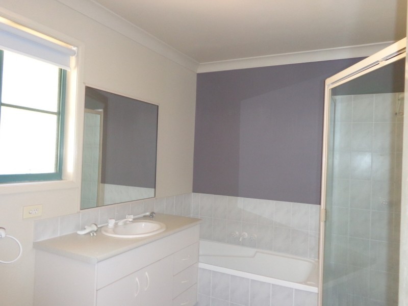 3/121 Greenacre Drive, Parkwood QLD 4214