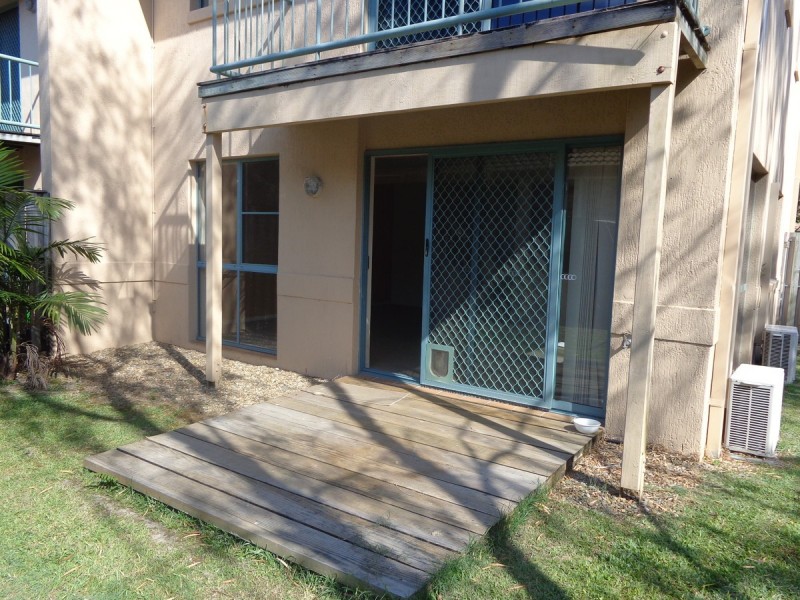 3/121 Greenacre Drive, Parkwood QLD 4214