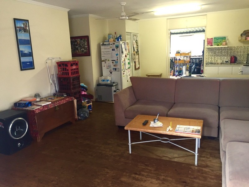 43 Anne Street, Southport QLD 4215