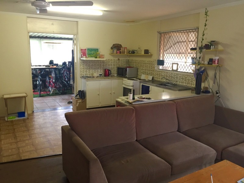 43 Anne Street, Southport QLD 4215