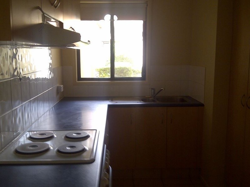 6/119 Pohlman Street, Southport QLD 4215