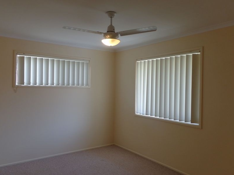 2/18 Corunna Crescent, Ashmore QLD 4214