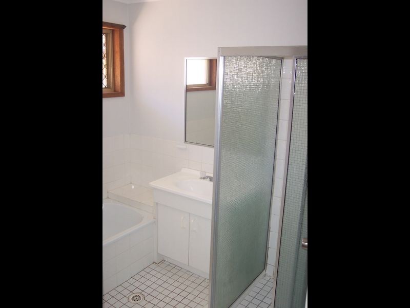 1/185 Central Street, Labrador QLD 4215