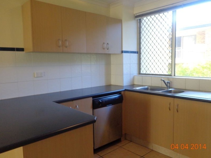 6/146 Marine Parade, Southport QLD 4215