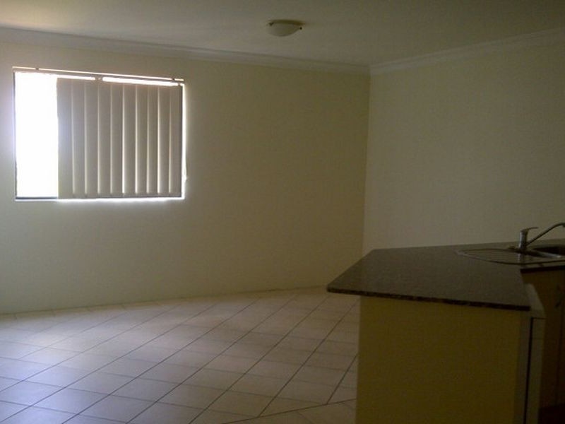 4/28 Little Norman Street, Southport QLD 4215