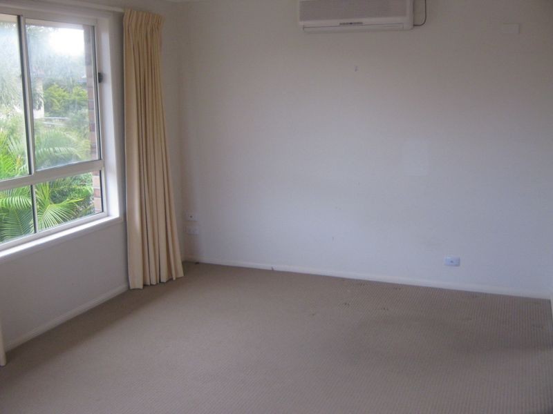 2/18 Broad Street, Labrador QLD 4215