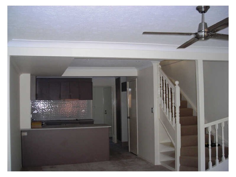 4/16 Lather Street, Southport QLD 4215