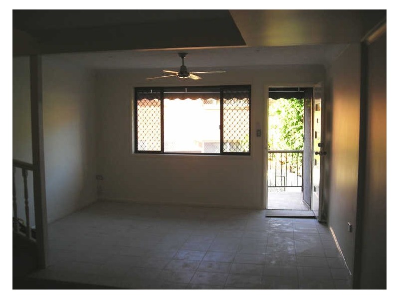 4/16 Lather Street, Southport QLD 4215