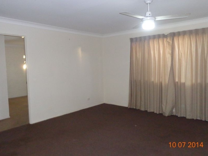 2/79 Worendo Street, Southport QLD 4215