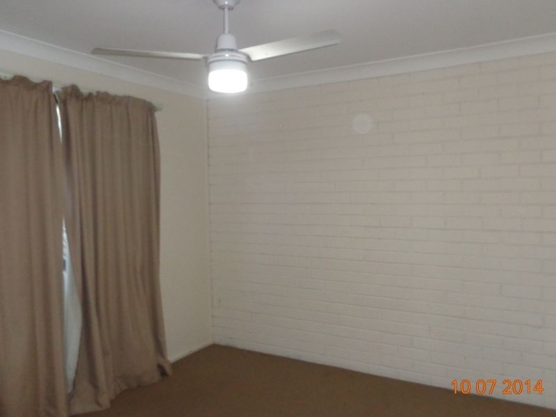 2/79 Worendo Street, Southport QLD 4215