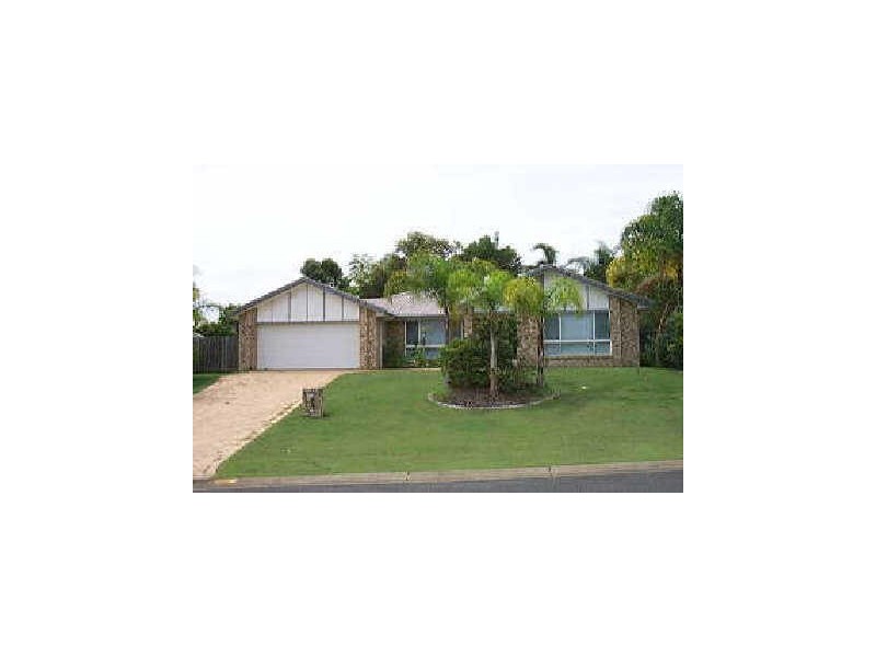 4 Yarraglen Place, Parkwood QLD 4214