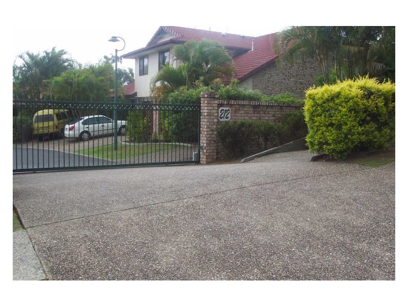 10/212 Central Street, Labrador QLD 4215