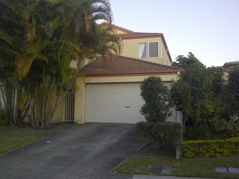 2/6 King Street, Southport QLD 4215