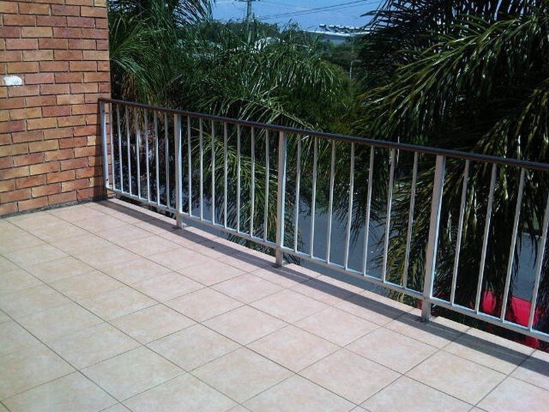 18/22 Hunter Avenue, Labrador QLD 4215