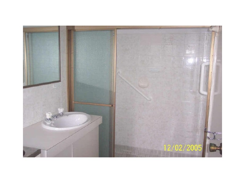 4/25 Lenneberg St (TD), Southport QLD 4215